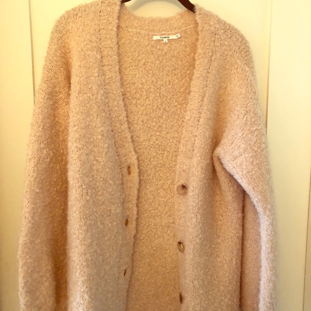 Cozy oversized Tularosa blush pink sweater